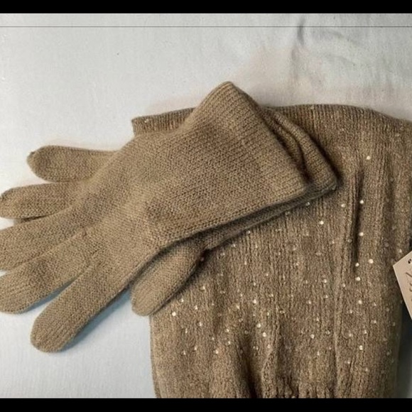 Accessories | New York & Company Glove and Scarf Set - Picture 3 of 4